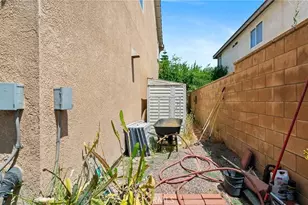 13726 Kiwi Ave, Eastvale, CA 92880 - Photo 65