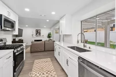 30449 Meadow Run, Menifee, CA 92584 - Photo 5