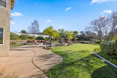 36415 Cherrywood, Yucaipa, CA 92399 - Photo 39