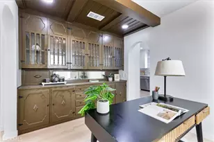 1819 Hauser Blvd, Los Angeles, CA 90019 - Photo 11