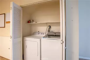 2864 Sunset Pl, Los Angeles, CA 90005 - Photo 9