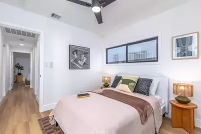 312 N Bronson Avenue, Los Angeles, CA 90004 - Photo 15