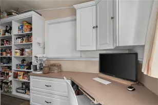 608 Monterey St, Redlands, CA 92373 - Photo 25