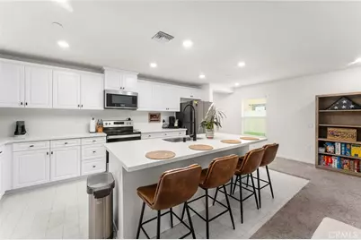 28441 Dusky Willow Drive, Nuevo, CA 92567 - Photo 9