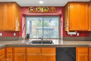 2890 Longspur Dr, Fullerton, CA 92835 - Photo 13