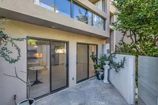 874 N Village Square, Palm Springs, CA 92262 - Photo 3