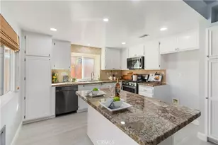 19853 Collins, Canyon Country, CA 91351 - Photo 11