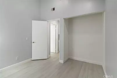 19853 Collins, Canyon Country, CA 91351 - Photo 27