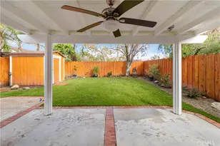 19853 Collins, Canyon Country, CA 91351 - Photo 29