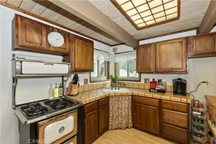 581 Highland Ln, Sugarloaf, CA 92386 - Photo 23