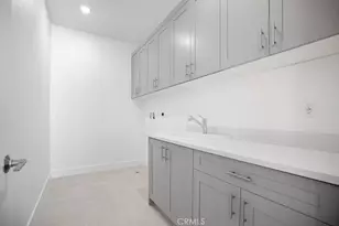 689 Beacon, Irvine, CA 92618 - Photo 27