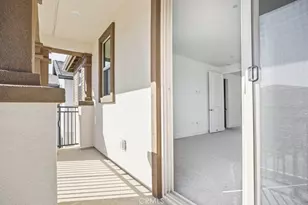 689 Beacon, Irvine, CA 92618 - Photo 29