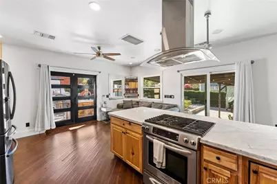 1029 W Palm, Redlands, CA 92373 - Photo 15