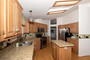 10961 Desert Lawn Dr, Calimesa, CA 92320 - Photo 5