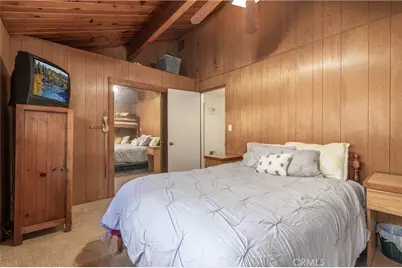 107 E Aeroplane, Big Bear City, CA 92314 - Photo 15