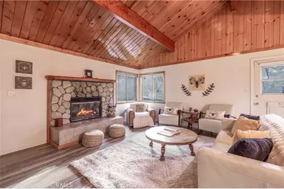 107 E Aeroplane, Big Bear City, CA 92314 - Photo 7