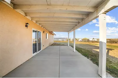 12275 Barbet, Phelan, CA 92371 - Photo 37