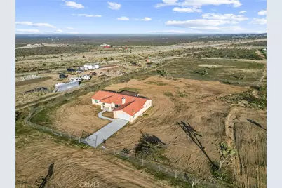 12275 Barbet, Phelan, CA 92371 - Photo 47