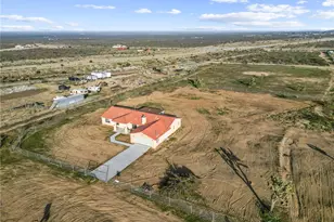 12275 Barbet, Phelan, CA 92371 - Photo 47