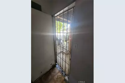 712 1/2 S Vicentia, Corona, CA 92882 - Photo 17