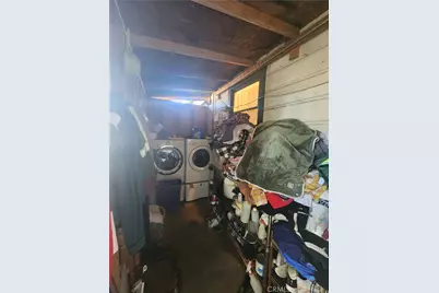 712 1/2 S Vicentia, Corona, CA 92882 - Photo 41