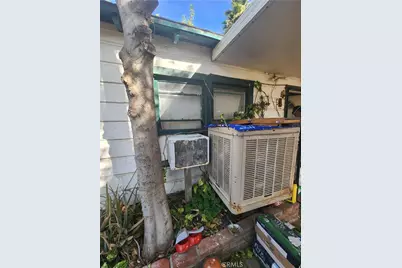 712 1/2 S Vicentia, Corona, CA 92882 - Photo 27