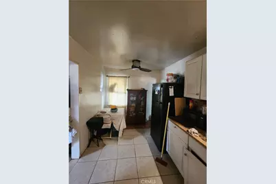 712 1/2 S Vicentia, Corona, CA 92882 - Photo 15