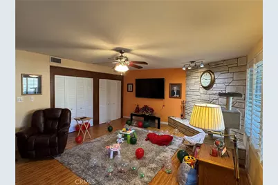 6581 Merito, San Bernardino, CA 92404 - Photo 7