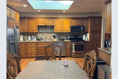 6581 Merito, San Bernardino, CA 92404 - Photo 5