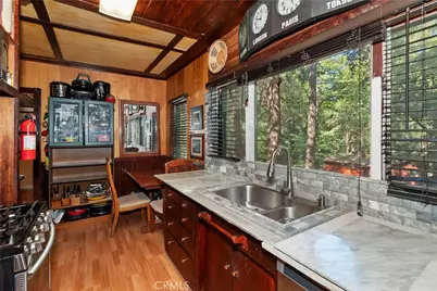 25118 Moon, Crestline, CA 92325 - Photo 3