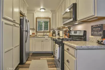 27445 Cedarwood Drive, Lake Arrowhead, CA 92352 - Photo 9