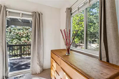 305 Summit Road, Lake Arrowhead, CA 92352 - Photo 23