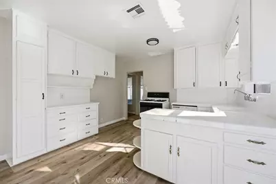 6044 Elenor Street, Riverside, CA 92506 - Photo 9