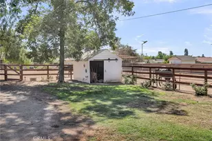 35498 Ave H, Yucaipa, CA 92399 - Photo 3