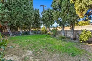 25820 Date St, San Bernardino, CA 92404 - Photo 29