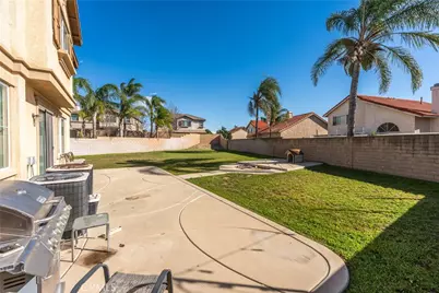 15359 Palm Leaf, Fontana, CA 92336 - Photo 29