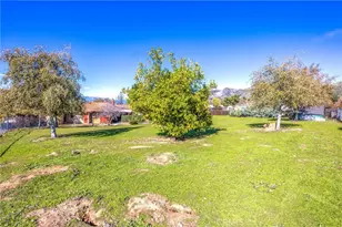 10211 Bryant Outer Hwy, Yucaipa, CA 92399 - Photo 43