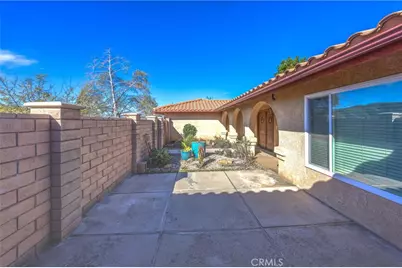 10211 Bryant Outer Hwy, Yucaipa, CA 92399 - Photo 5