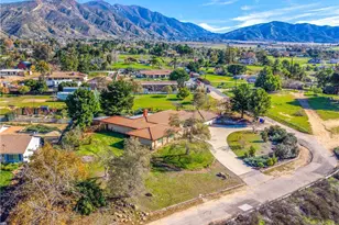 10211 Bryant Outer Hwy, Yucaipa, CA 92399 - Photo 49