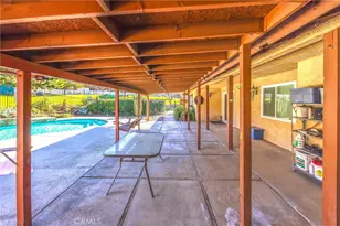 10211 Bryant Outer Hwy, Yucaipa, CA 92399 - Photo 39