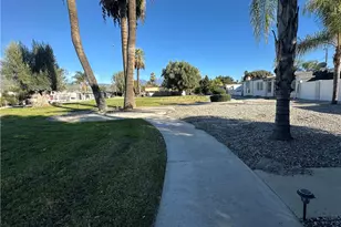 307 Santo, San Jacinto, CA 92583 - Photo 29