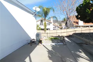 35218 Fir Ave, Yucaipa, CA 92399 - Photo 49