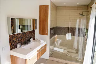 1133 E Via Escuela, Palm Springs, CA 92262 - Photo 5