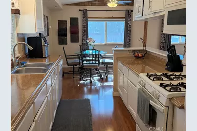 1550 Rimpau Avenue #138, Corona, CA 92881 - Photo 11