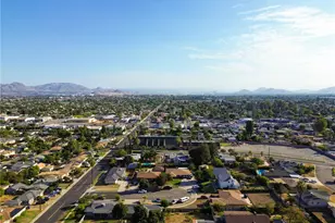 530 N Sycamore, Rialto, CA 92376 - Photo 31