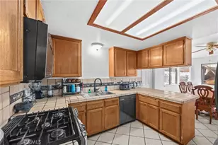 11514 1st, Hesperia, CA 92345 - Photo 9