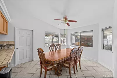 11514 1st, Hesperia, CA 92345 - Photo 13