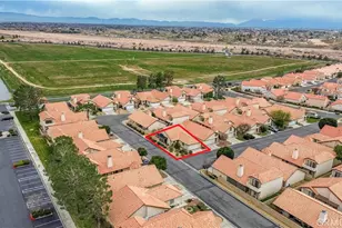 19273 Palm Way, Apple Valley, CA 92308 - Photo 7