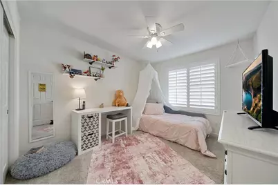 1045 W Clover, Rialto, CA 92376 - Photo 19