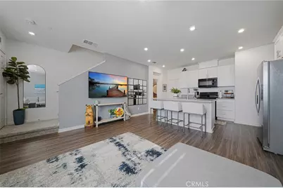 1045 W Clover, Rialto, CA 92376 - Photo 9